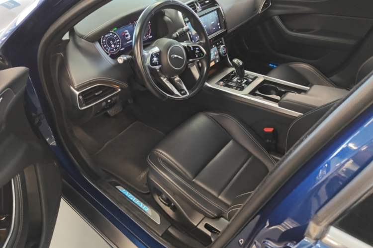 Used Jaguar XEL 2021 2.0T 250 PS R-DYNAMIC SE Tech Sport Edition Driver Seat
