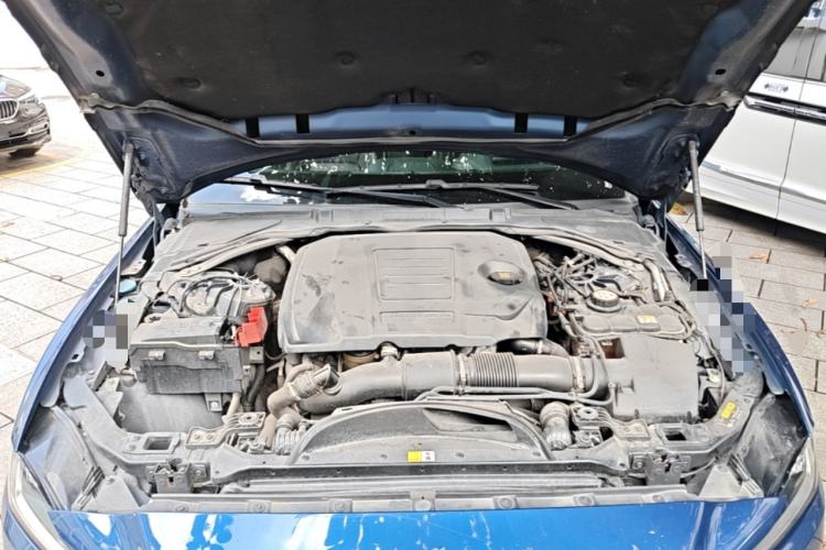 Used Jaguar XEL 2021 2.0T 250 PS R-DYNAMIC SE Tech Sport Edition Engine Bay