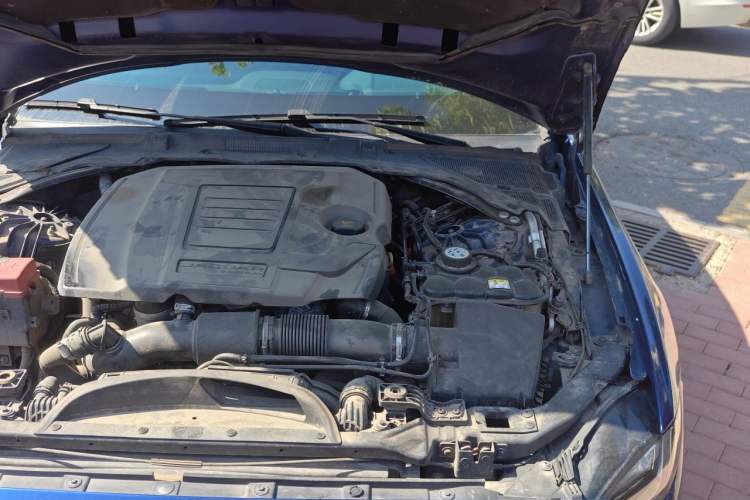 Used Jaguar XEL 2021 2.0T 250 PS S Progressive Elegance Edition Engine Bay Left