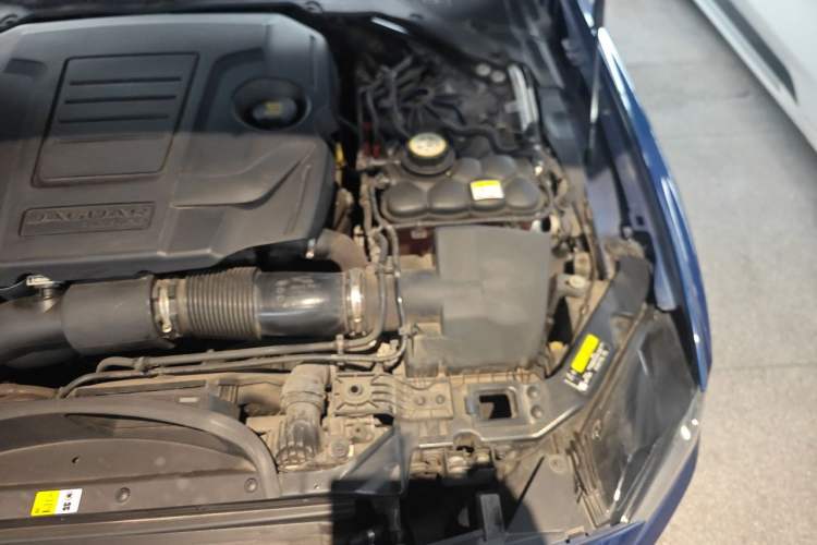 Used Jaguar XEL 2021 2.0T 250 PS R-DYNAMIC S Advanced Sport Edition Engine Bay Left