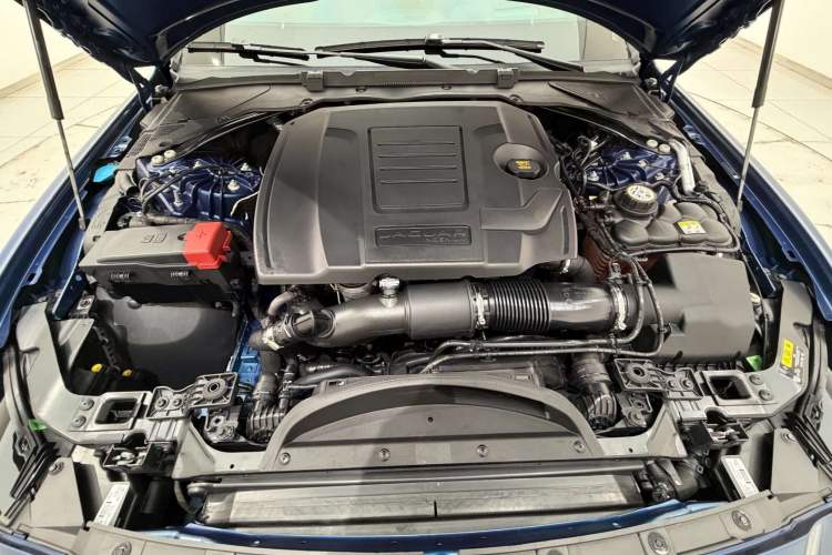 Used Jaguar XEL 2021 2.0T 250 PS R-DYNAMIC SE Tech Sport Edition Engine Bay