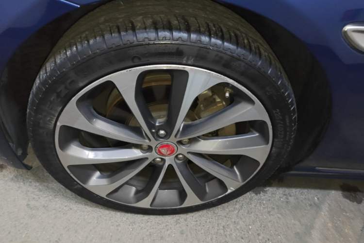 Used Jaguar XEL 2021 2.0T 250 PS R-DYNAMIC SE Tech Sport Edition Exterior 4