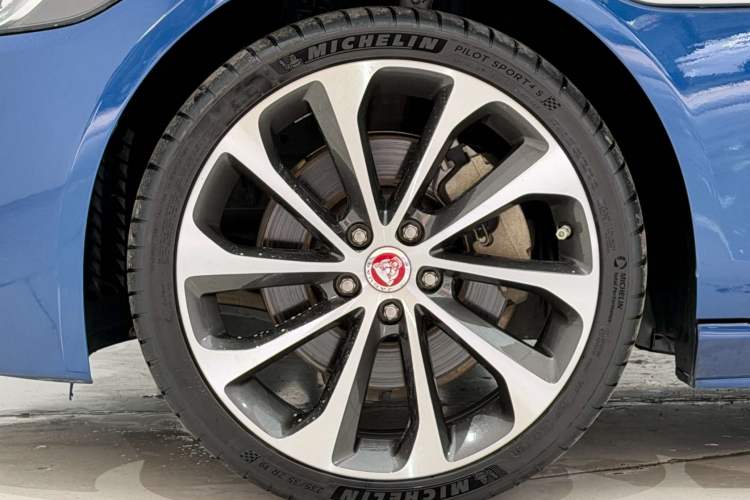 Used Jaguar XEL 2021 2.0T 250 PS R-DYNAMIC SE Tech Sport Edition Exterior 7