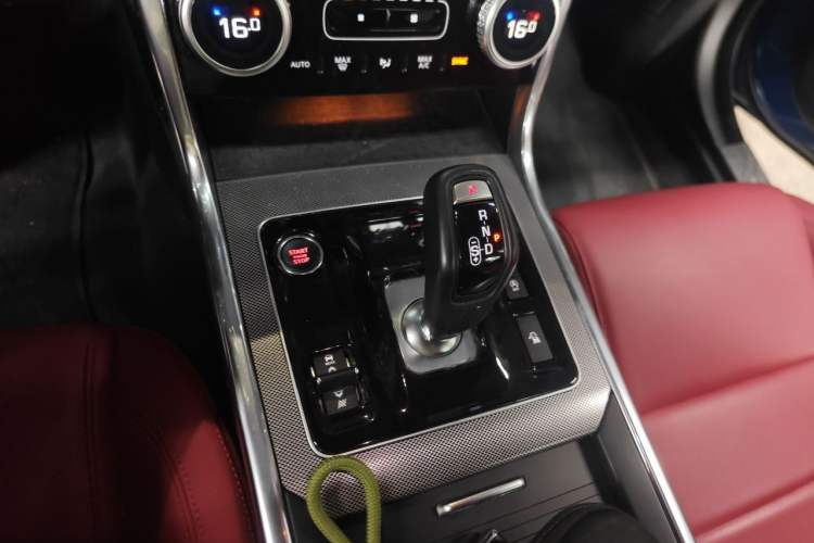 Used Jaguar XEL 2021 2.0T 250 PS R-DYNAMIC S Advanced Sport Edition Gear Lever