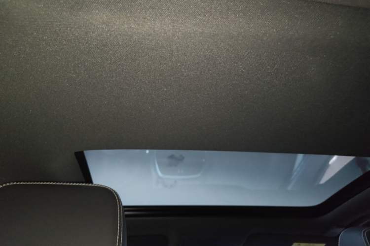 Used Jaguar XEL 2021 2.0T 250 PS R-DYNAMIC SE Tech Sport Edition Headliner