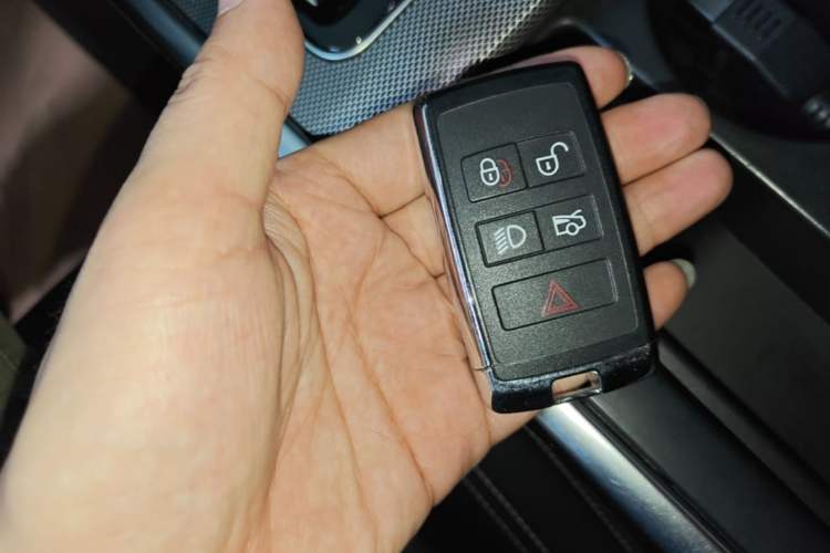 Used Jaguar XEL 2021 2.0T 250 PS R-DYNAMIC SE Tech Sport Edition Interior 1