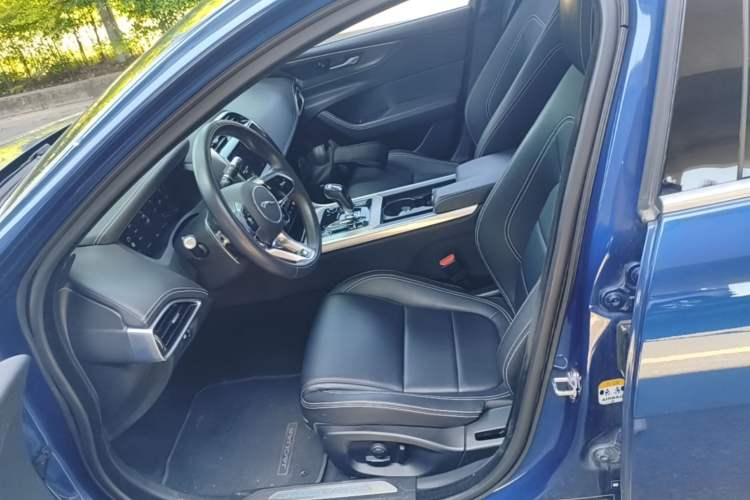 Used Jaguar XEL 2021 2.0T 250 PS R-DYNAMIC S Advanced Sport Edition Left Front Seat
