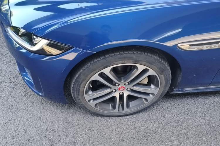 Used Jaguar XEL 2021 2.0T 250 PS R-DYNAMIC S Advanced Sport Edition Left Front Wheel Hub