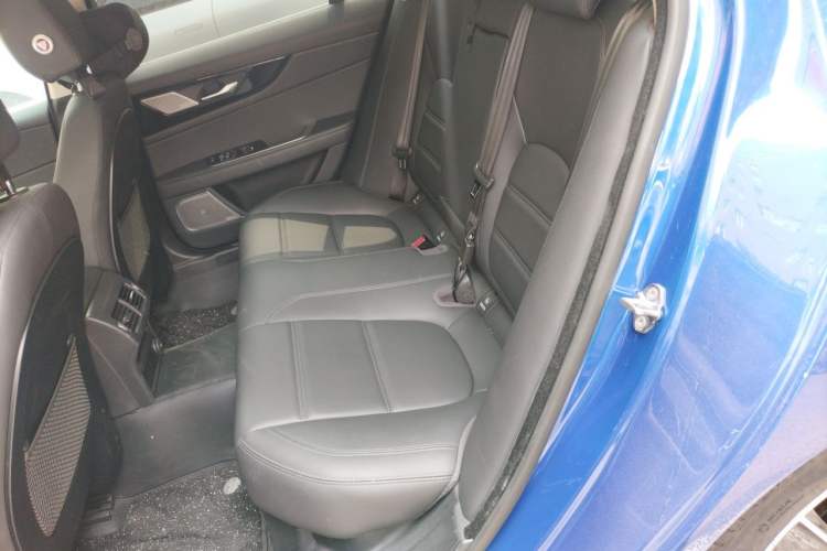 Used Jaguar XEL 2021 2.0T 250 PS S Progressive Elegance Edition Left Rear Seat