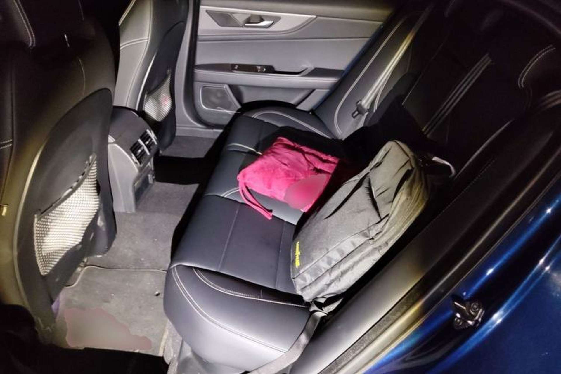 Used Jaguar XEL 2021 2.0T 250 PS R-DYNAMIC S Advanced Sport Edition Left Rear Seat