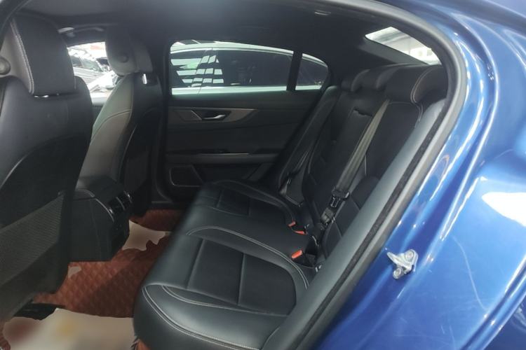 Used Jaguar XEL 2021 2.0T 250 PS R-DYNAMIC SE Tech Sport Edition Left Rear Seat