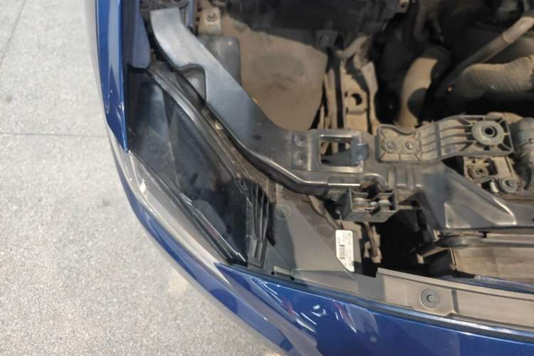 Used Jaguar XEL 2021 2.0T 250 PS R-DYNAMIC S Advanced Sport Edition Right Front Headlight