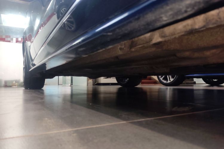 Used Jaguar XEL 2021 2.0T 250 PS R-DYNAMIC SE Tech Sport Edition Right Side Sill