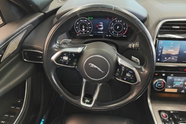 Used Jaguar XEL 2021 2.0T 250 PS R-DYNAMIC SE Tech Sport Edition Steering Wheel