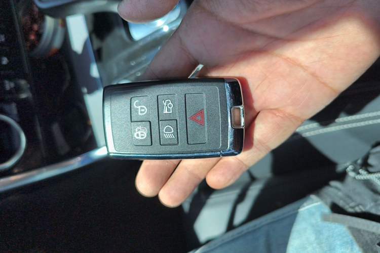Used Jaguar XEL 2021 2.0T 250 PS R-DYNAMIC S Advanced Sport Edition Vehicle Key