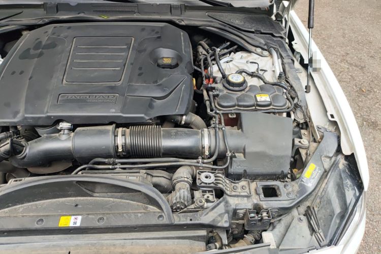 Used Jaguar XEL 2021 2.0T 250 PS Black Edition Sport Version Engine Bay Left