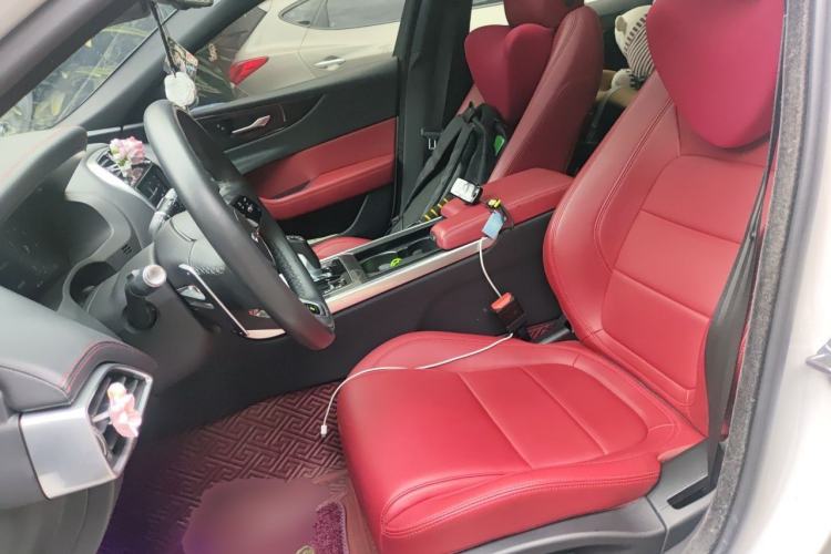 Used Jaguar XEL 2021 2.0T 250 PS Black Edition Sport Version Left Front Seat