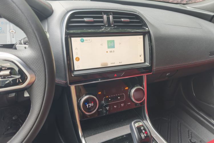 Used Jaguar XEL 2021 2.0T 250 PS R-DYNAMIC S Advanced Sport Edition Audio And AC Panel