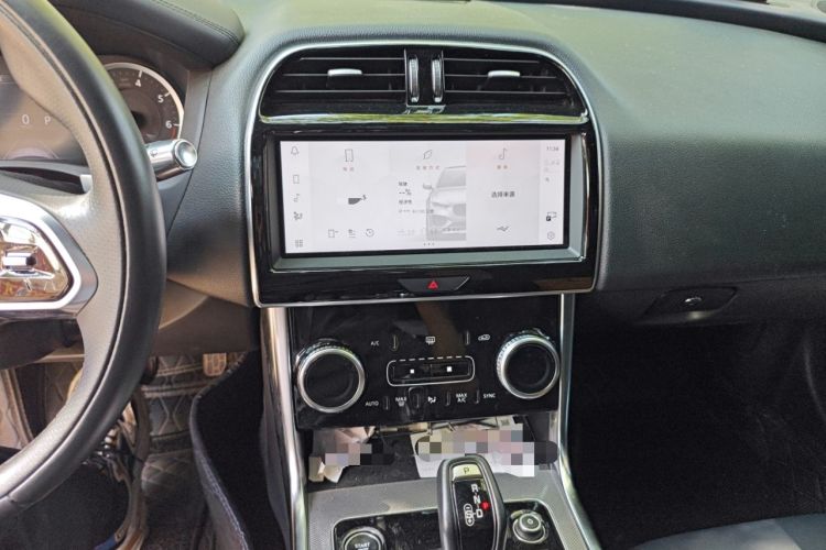 Used Jaguar XEL 2021 2.0T 200PS R-DYNAMIC Youth Sports Edition Audio And AC Panel