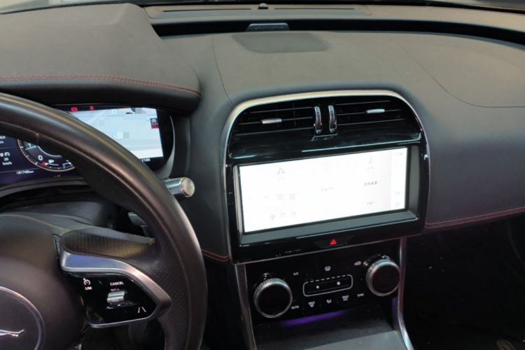 Used Jaguar XEL 2021 2.0T 250 PS R-DYNAMIC S Advanced Sport Edition Audio And AC Panel