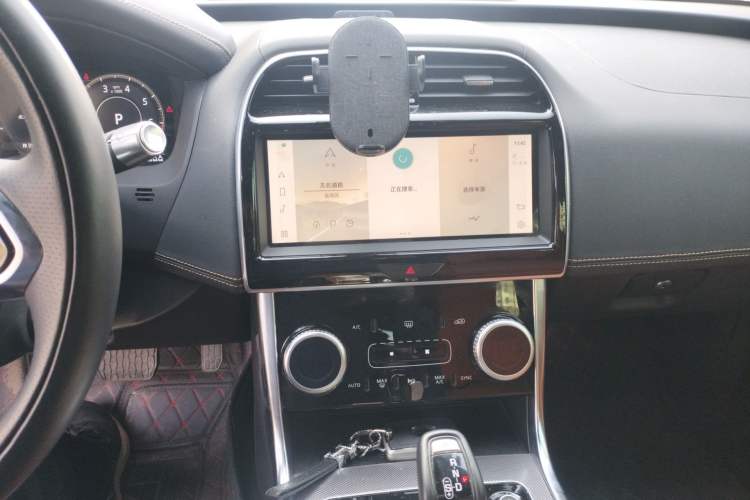 Used Jaguar XEL 2021 2.0T 250 PS R-DYNAMIC S Advanced Sport Edition Audio And AC Panel