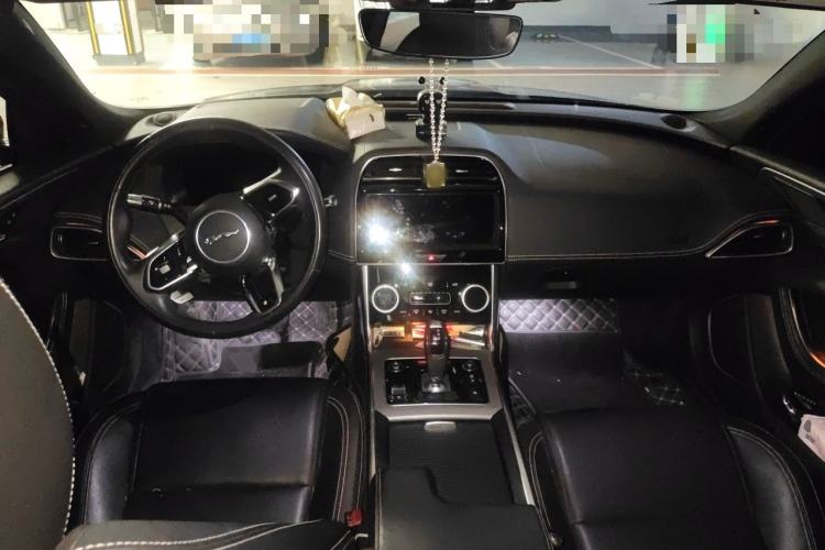 Used Jaguar XEL 2021 2.0T 250 PS R-DYNAMIC S Advanced Sport Edition Center Console