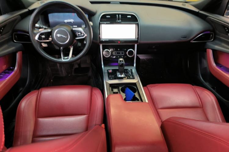 Used Jaguar XEL 2021 2.0T 250 PS R-DYNAMIC S Advanced Sport Edition Center Console