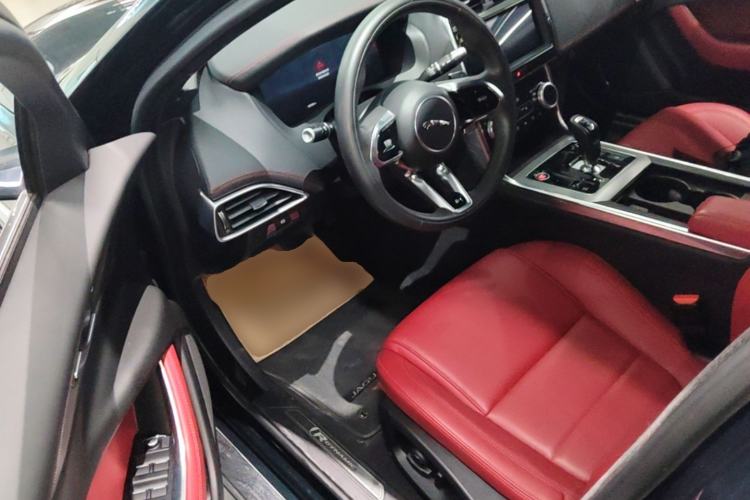 Used Jaguar XEL 2021 2.0T 250 PS R-DYNAMIC S Advanced Sport Edition Driver Seat