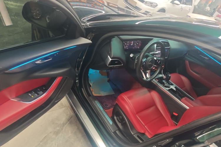 Used Jaguar XEL 2021 2.0T 250 PS R-DYNAMIC S Advanced Sport Edition Driver Seat