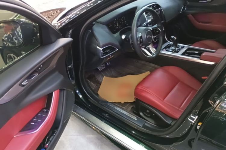 Used Jaguar XEL 2021 2.0T 250 PS R-DYNAMIC S Advanced Sport Edition Driver Seat