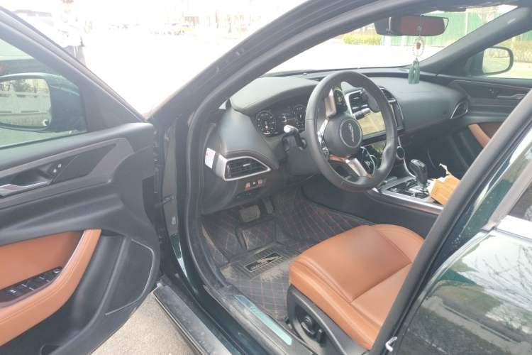 Used Jaguar XEL 2021 2.0T 250 PS R-DYNAMIC S Advanced Sport Edition Driver Seat