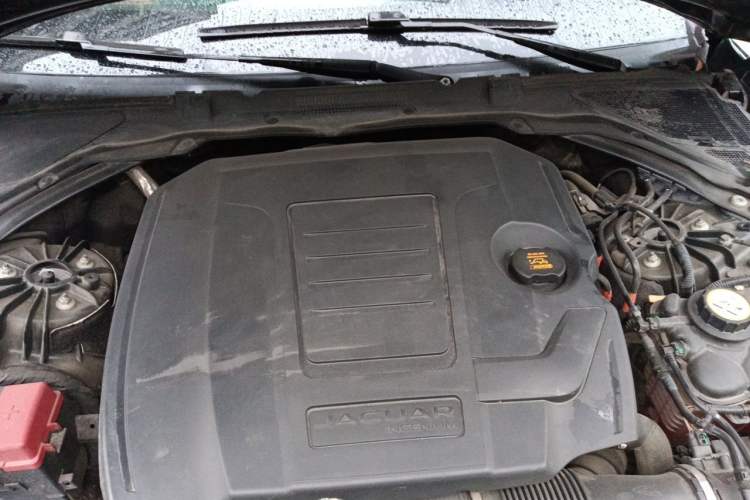 Used Jaguar XEL 2021 2.0T 250 PS R-DYNAMIC S Advanced Sport Edition Engine Bay