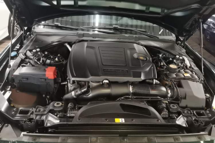 Used Jaguar XEL 2021 2.0T 250 PS S Progressive Elegance Edition Engine Bay
