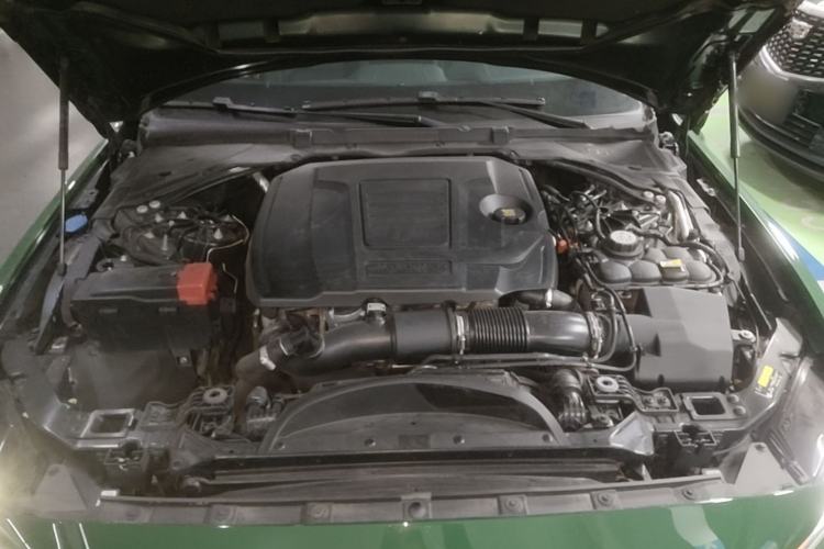 Used Jaguar XEL 2021 2.0T 200PS R-DYNAMIC Youth Sports Edition Engine Bay