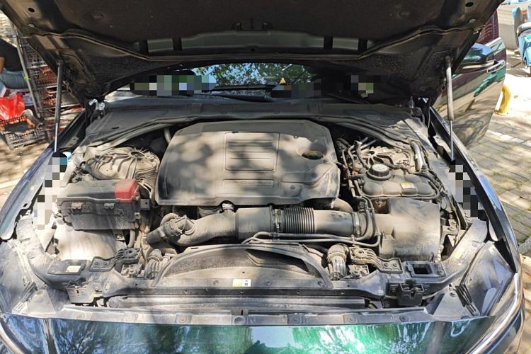 Used Jaguar XEL 2021 2.0T 200PS R-DYNAMIC Youth Sports Edition Engine Bay