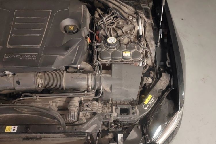 Used Jaguar XEL 2021 2.0T 250 PS R-DYNAMIC S Advanced Sport Edition Engine Bay Left