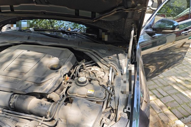 Used Jaguar XEL 2021 2.0T 200PS R-DYNAMIC Youth Sports Edition Engine Bay Left