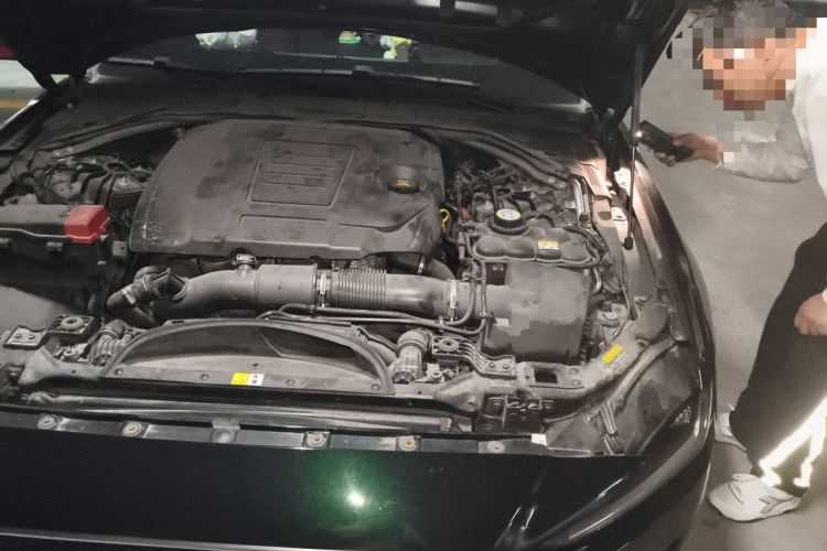 Used Jaguar XEL 2021 2.0T 250 PS R-DYNAMIC S Advanced Sport Edition Engine Bay Left