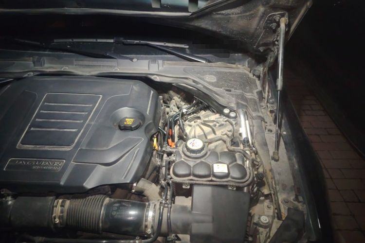 Used Jaguar XEL 2021 2.0T 250 PS R-DYNAMIC S Advanced Sport Edition Engine Bay Left