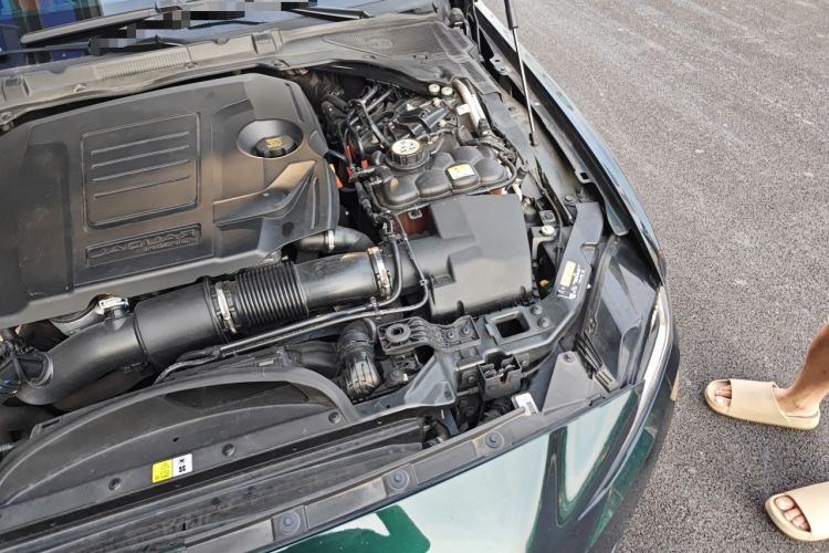 Used Jaguar XEL 2021 2.0T 250 PS Black Edition Sport Version Engine Bay Left