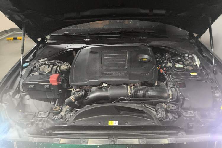 Used Jaguar XEL 2021 2.0T 250 PS R-DYNAMIC S Advanced Sport Edition Engine Bay
