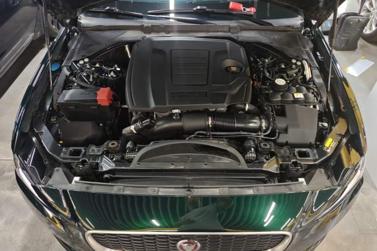 Used Jaguar XEL 2021 2.0T 250 PS R-DYNAMIC S Advanced Sport Edition Engine Bay