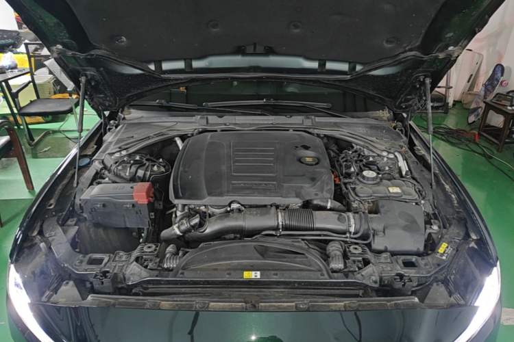 Used Jaguar XEL 2021 2.0T 250 PS S Progressive Elegance Edition Engine Bay