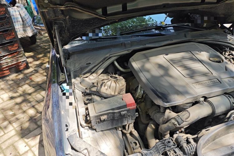 Used Jaguar XEL 2021 2.0T 200PS R-DYNAMIC Youth Sports Edition Engine Bay Right