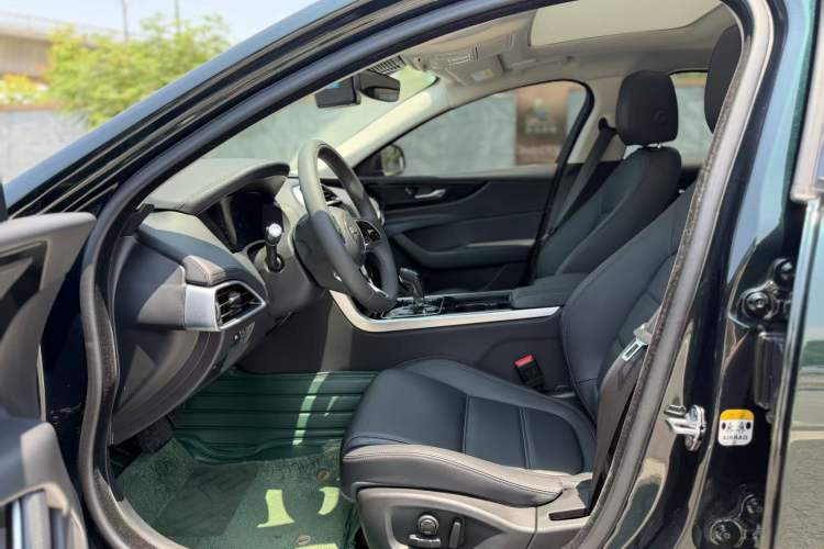 Used Jaguar XEL 2021 2.0T 250 PS S Progressive Elegance Edition Exterior 5