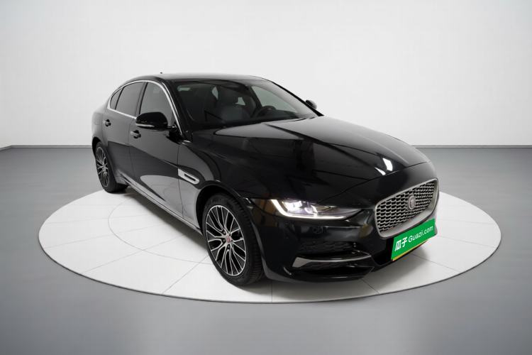 Used Jaguar XEL 2021 2.0T 250 PS S Progressive Elegance Edition Front Right 45 Deg