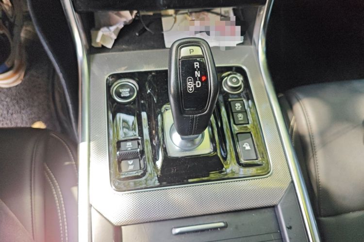 Used Jaguar XEL 2021 2.0T 200PS R-DYNAMIC Youth Sports Edition Gear Lever