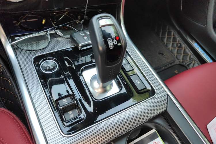 Used Jaguar XEL 2021 2.0T 200PS R-DYNAMIC Youth Sports Edition Gear Lever