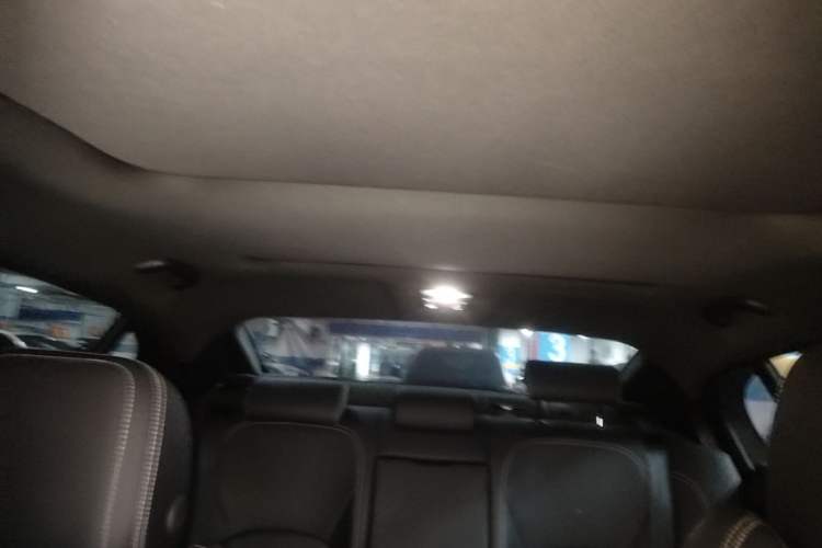 Used Jaguar XEL 2021 2.0T 200PS R-DYNAMIC Youth Sports Edition Headliner