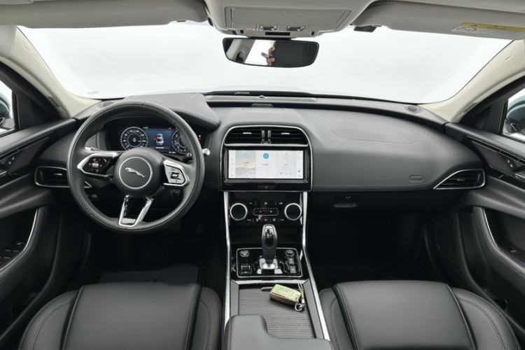 Used Jaguar XEL 2021 2.0T 250 PS S Progressive Elegance Edition Interior 1